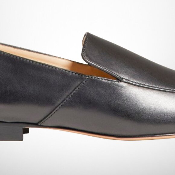 Banana Republic Italian Black Leather Loafers - Size: 6 - Picture 3 of 10